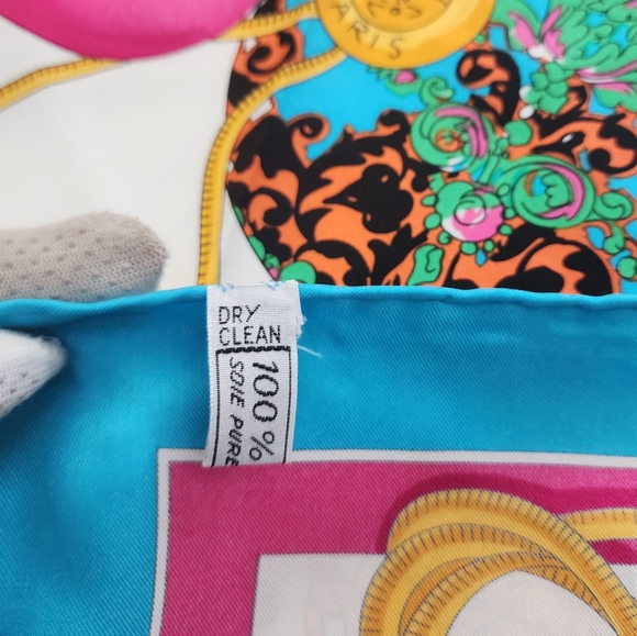 Auth Celine Floral Silk Scarf X-Large ๐ฏ - Picture 5 of 10